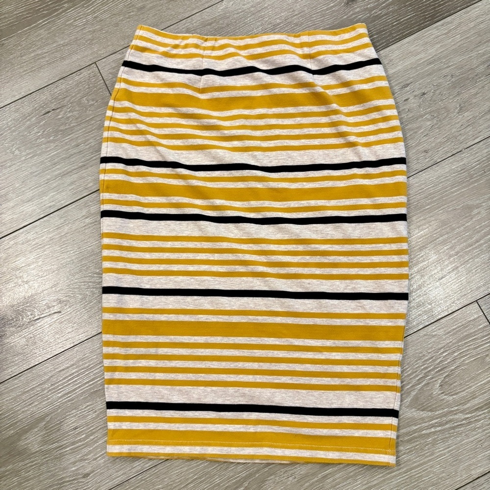 Moussy Yellow and Black Striped Pencil Skirt Size 2